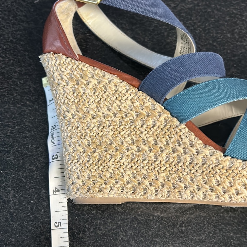 Lauren Conrad Wedge Sandals - Picture 6 of 10